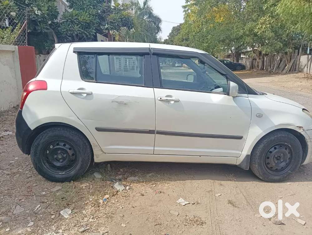 Maruti Suzuki Swift 2010 Petrol Well Maintained