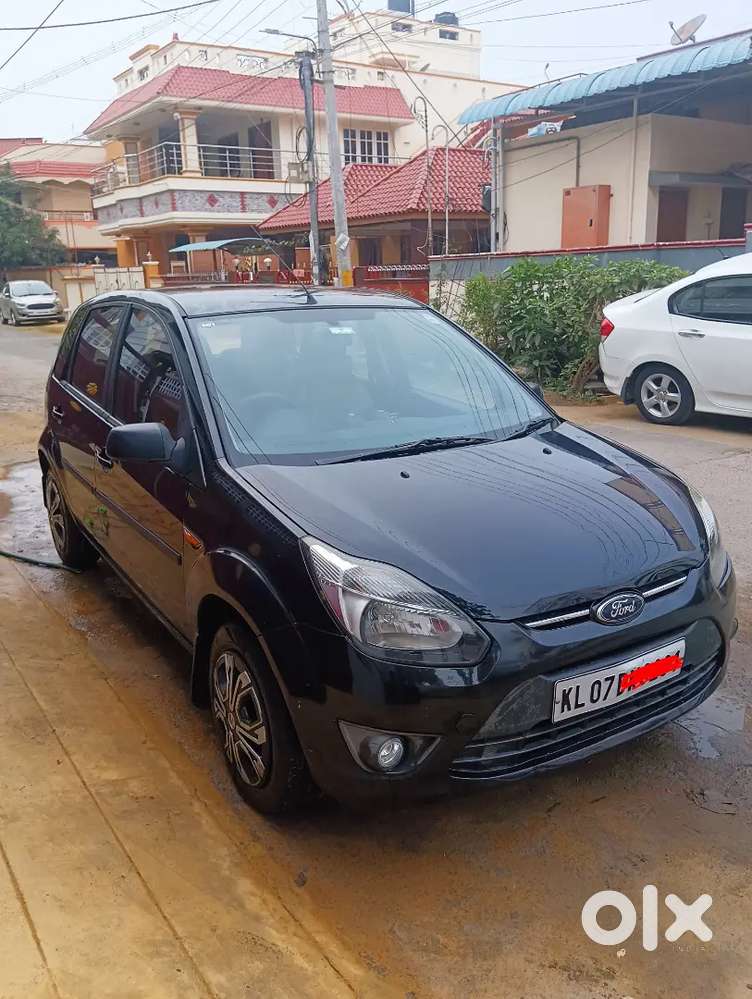 21 Km True Mileage Powerfull 1400cc Ford Figo Good Condition