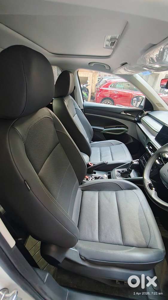 Near-new Skoda Kylaq Prestige At  Only 3500 Km  Smp + Ew Included