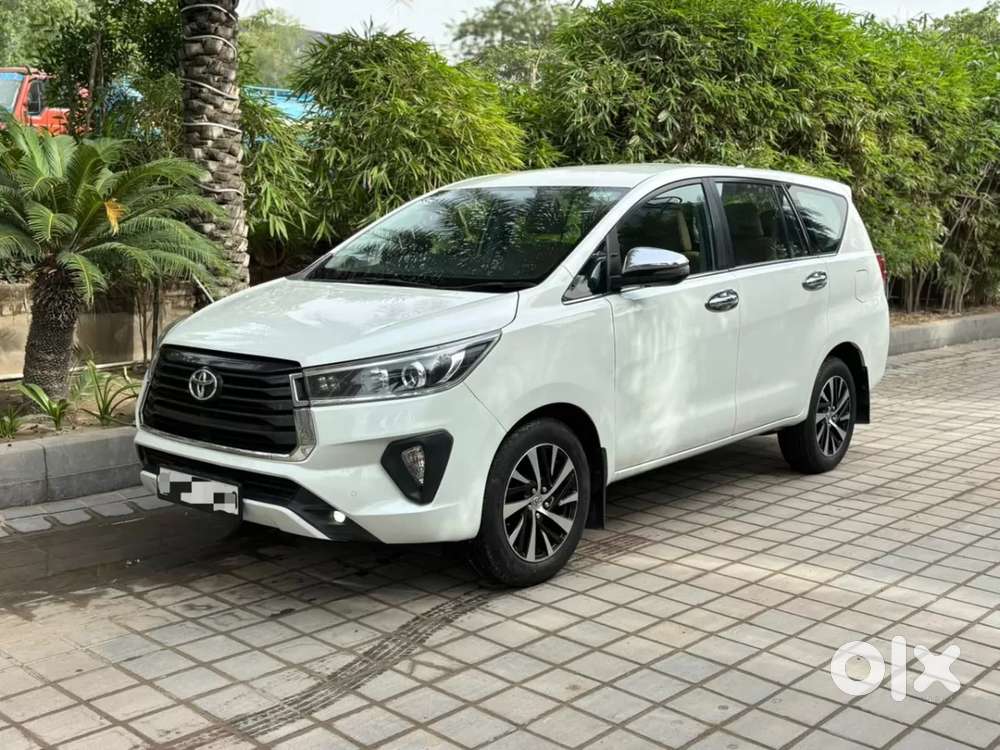 Toyota Innova Crysta [2020-ongoing] 2.4 Zx 7 Str, 2022, Diesel