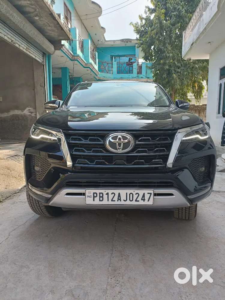 Toyota Fortuner 2023 Diesel Well Maintained