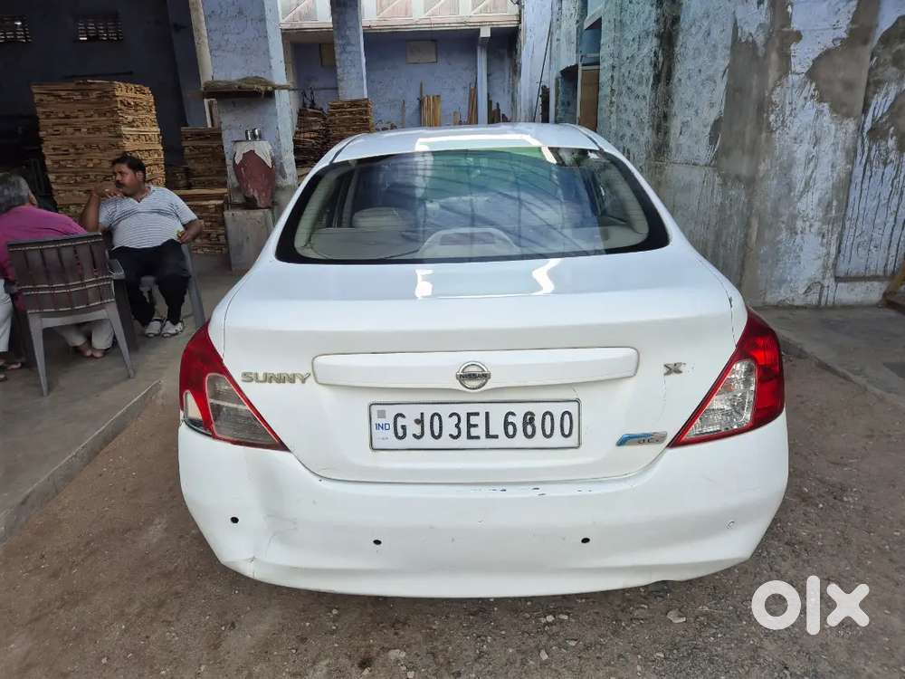 Nissan Sunny Diesel 2012