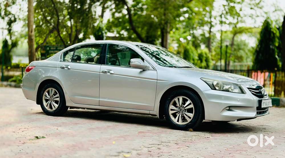 Honda Accord 2.4 Manual, 2012, Petrol