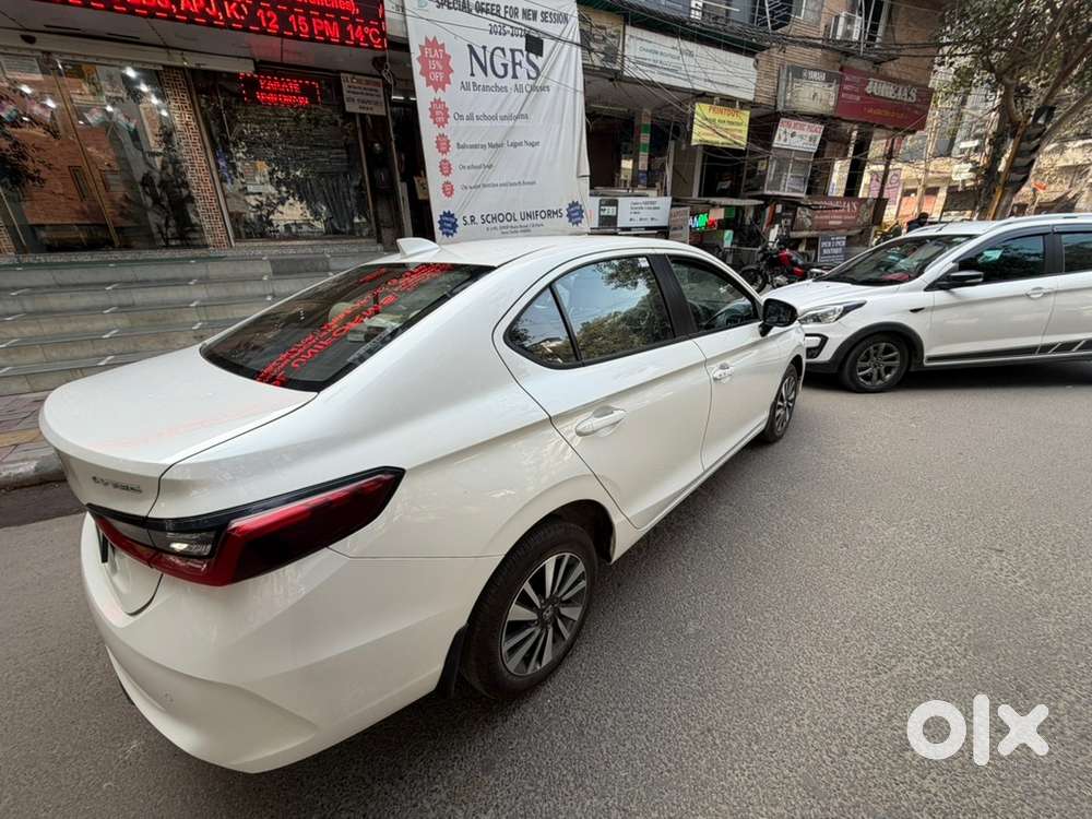 Honda City 2025 Petrol 3000 Km Driven