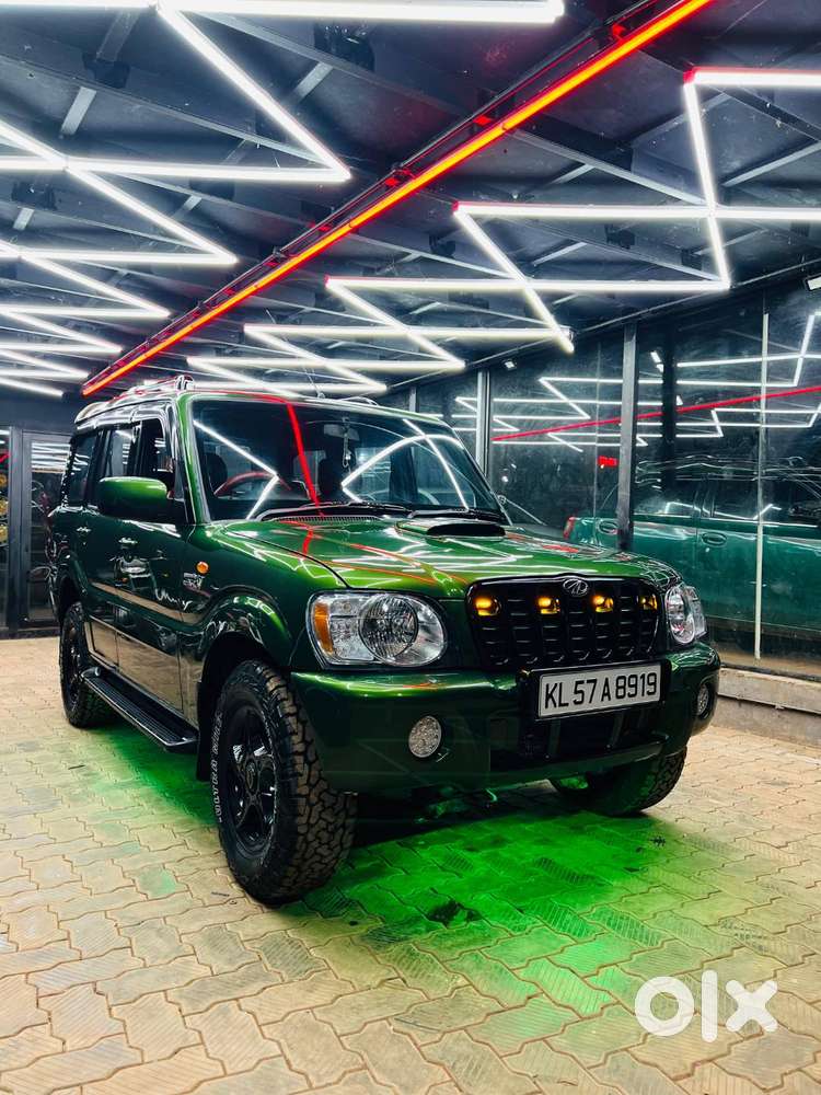 Well-maintained Mahindra Scorpio [2009]– Metallic Green ,single Owner