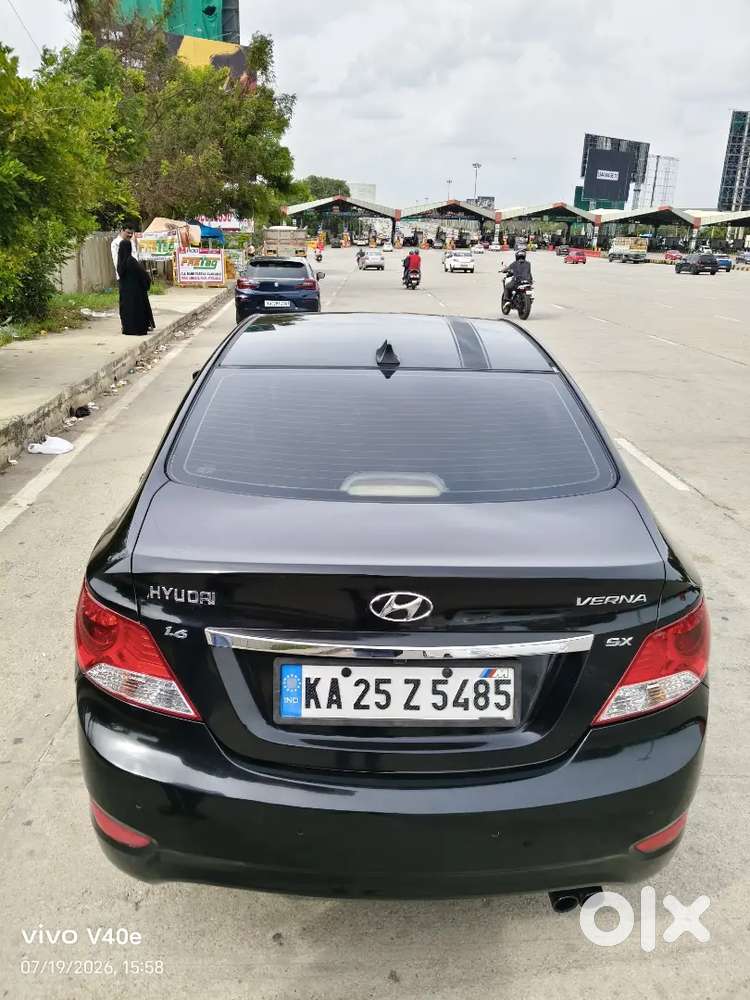 Hyundai Verna 1.6 Crdi Sx