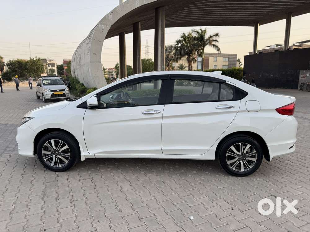 Honda City I-vtec Cvt V, 2018, Petrol
