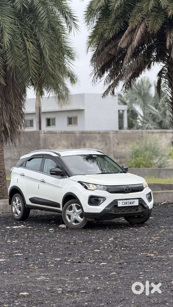 Tata Nexon 1.2 Revotron Xm (s), 2012, Petrol
