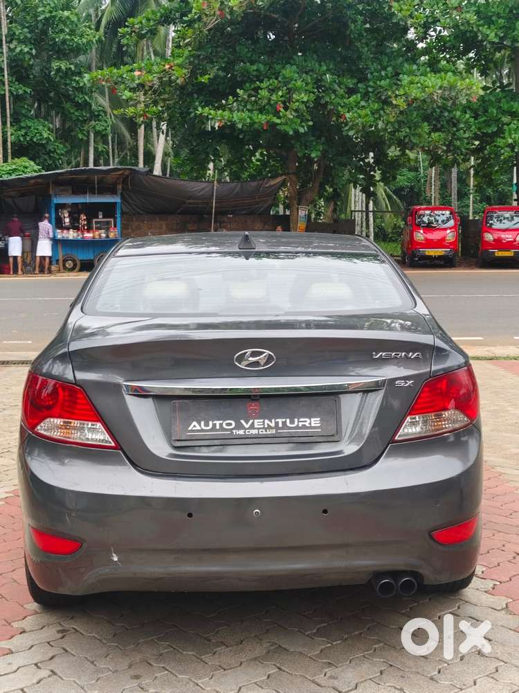 Hyundai Verna Fluidic 1.6 Vtvt Sx, 2011, Diesel