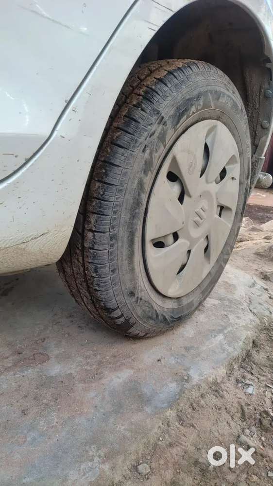 Maruti Suzuki Swift Lxi 2016