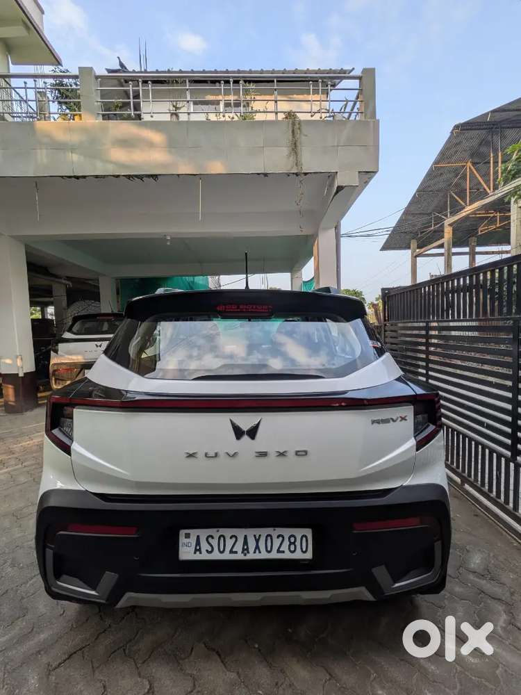 Mahindra Xuv 3xo Revx M 2026