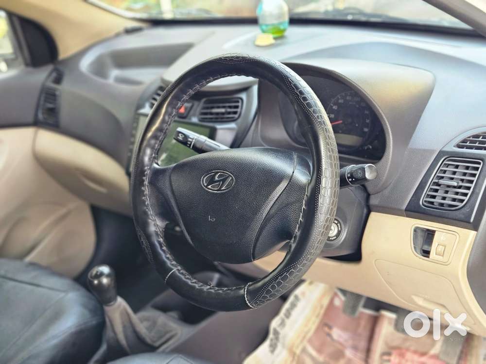 Hyundai Eon Era +, 2016, Petrol