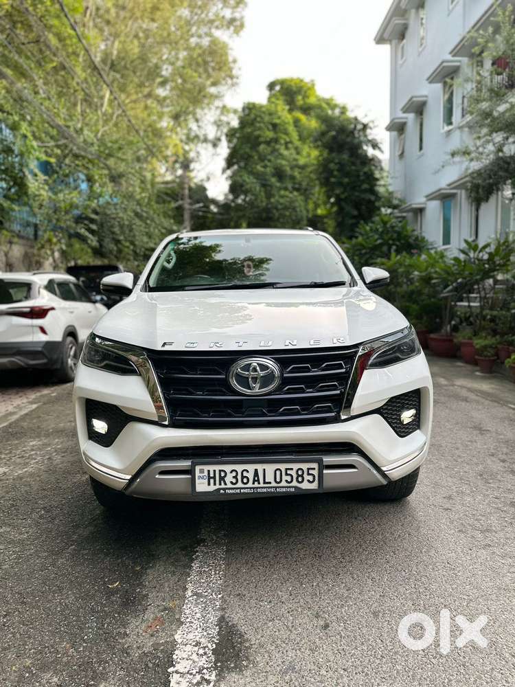 Toyota Fortuner [2021-ongoing] 2.8 2wd Diesel At, 2022, Diesel