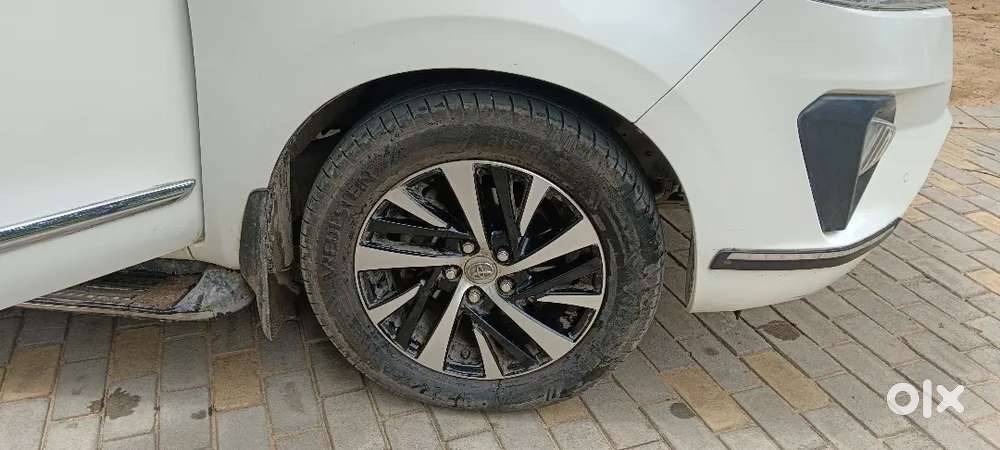 Toyota Innova Crysta 2021