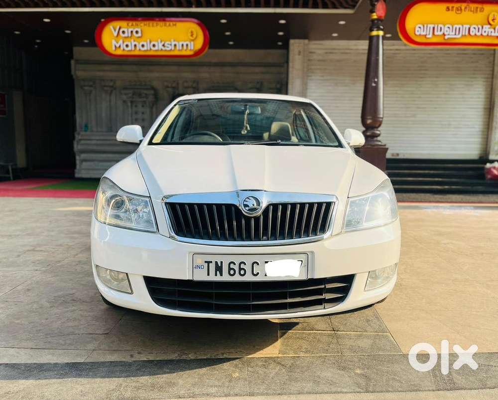 Skoda Laura 2011 Diesel Well Maintained