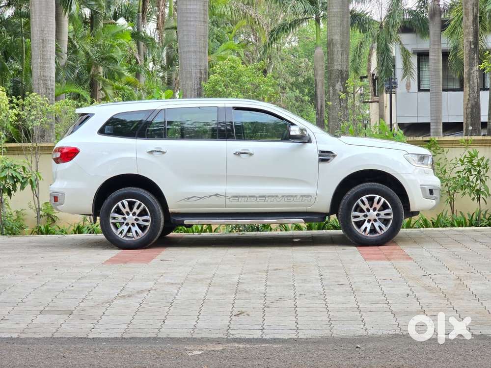 Ford Endeavour 2.2 Titanium At 4x2, 2017, Diesel