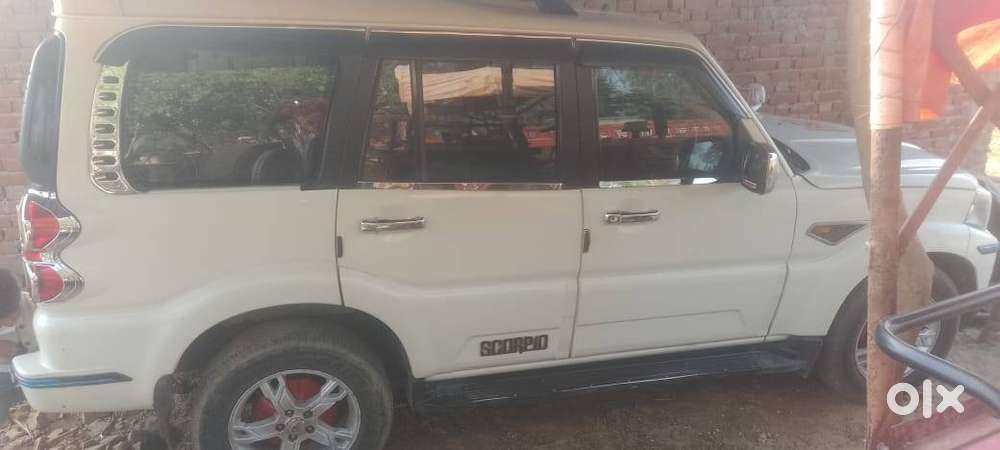 Mahindra Scorpio S10 2019