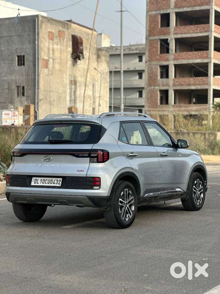 Hyundai Venue 1.0 Sx (o) Turbo Dct, 2022, Petrol
