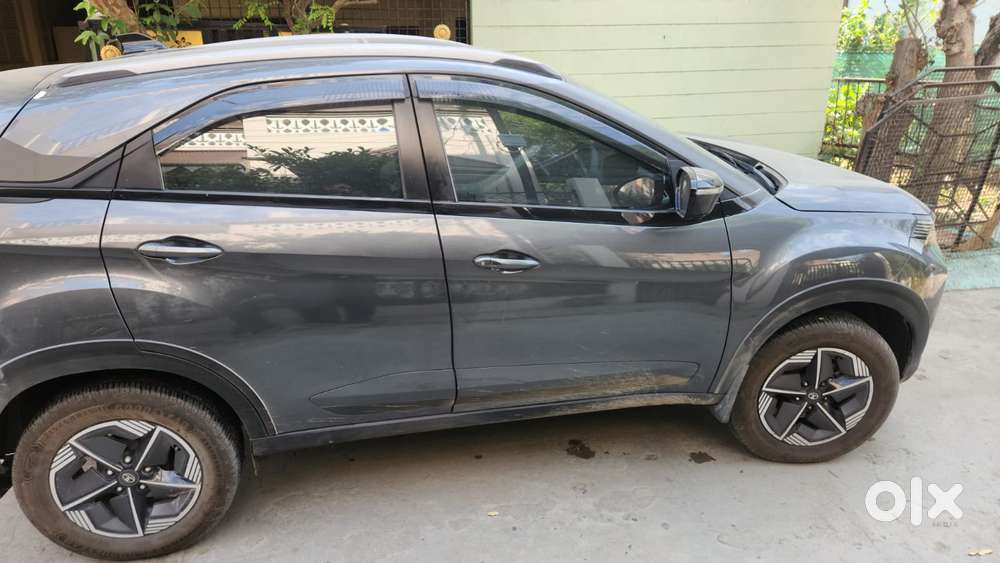 Tata Nexon, 2024, Petrol