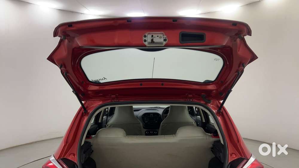 Tata Tiago 1.2 Revotron Xt, 2018, Petrol