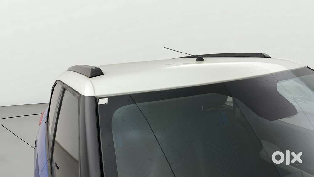 Tata Punch 1.2 Revotron Creative Amt Dual Tone, 2022, Petrol