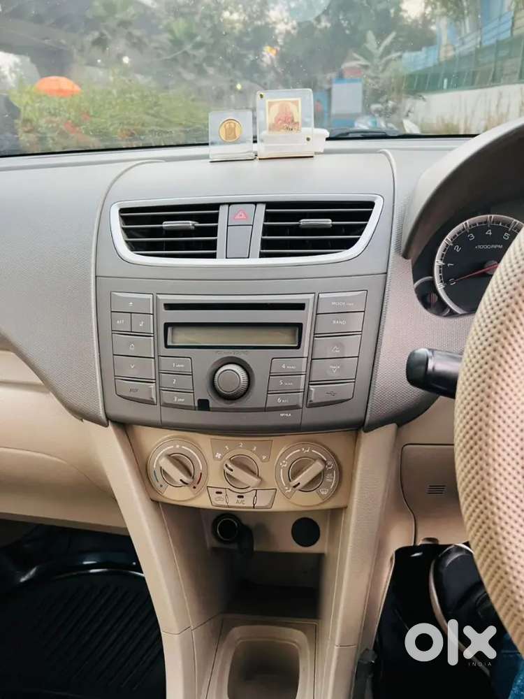 Maruti Suzuki Ertiga 2013 Petrol Good Condition Cng Capni Fitting
