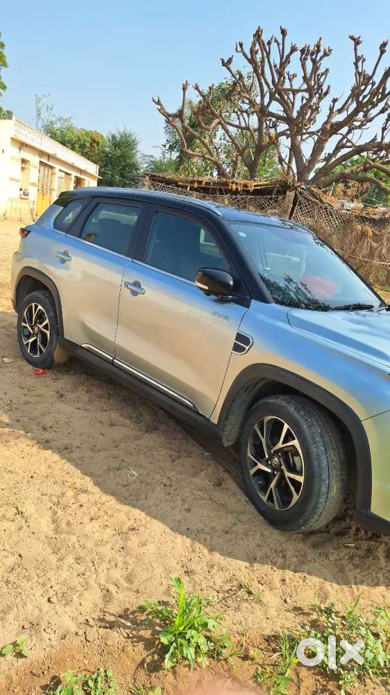Toyota Urban Cruiser Hyryder 2023 Petrol 48000 Km Driven