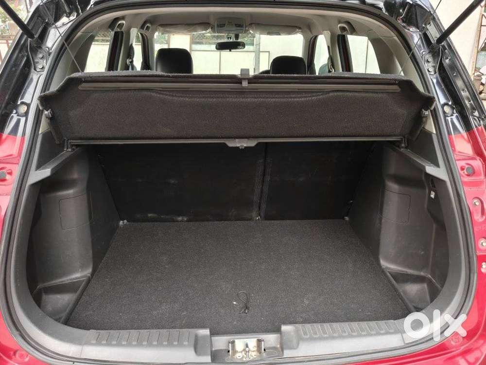 Maruti Suzuki Brezza Zdi+ Dual Tone, 2016, Diesel