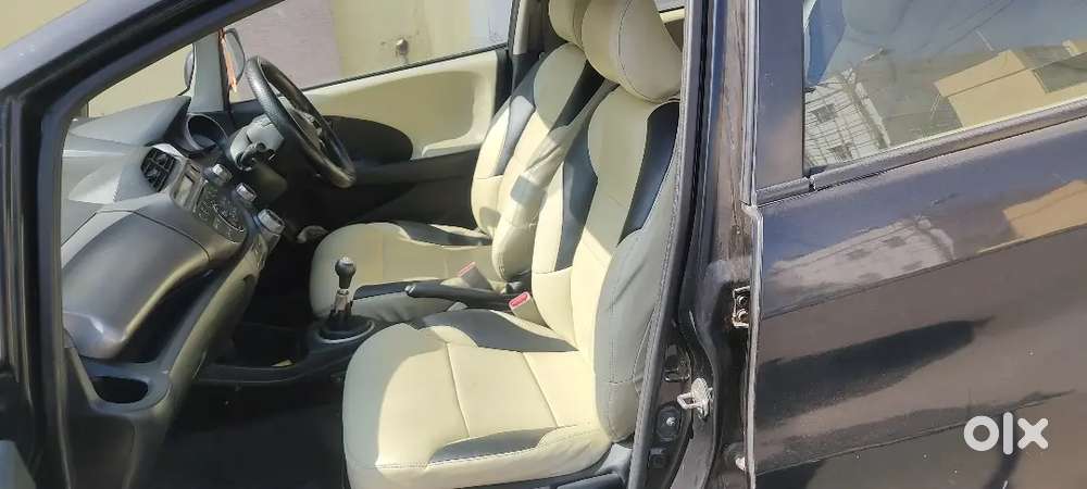 Honda Jazz 2010 Cng & Hybrids 124000 Km Driven