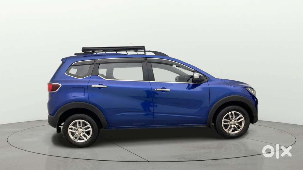 Renault Triber Rxt, 2023, Petrol