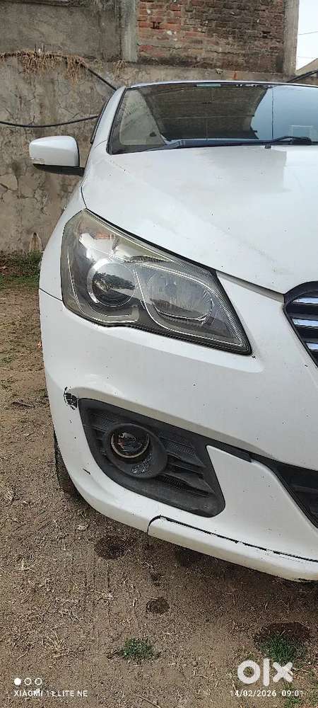 Maruti Suzuki Ciaz 2014 Diesel Good Condition Insurance Full