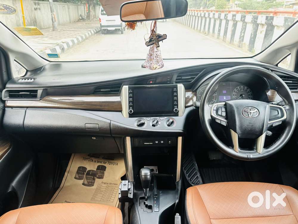 Toyota Innova Crysta [2020-ongoing] 2.4 Gx At 7 Str, 2021, Diesel