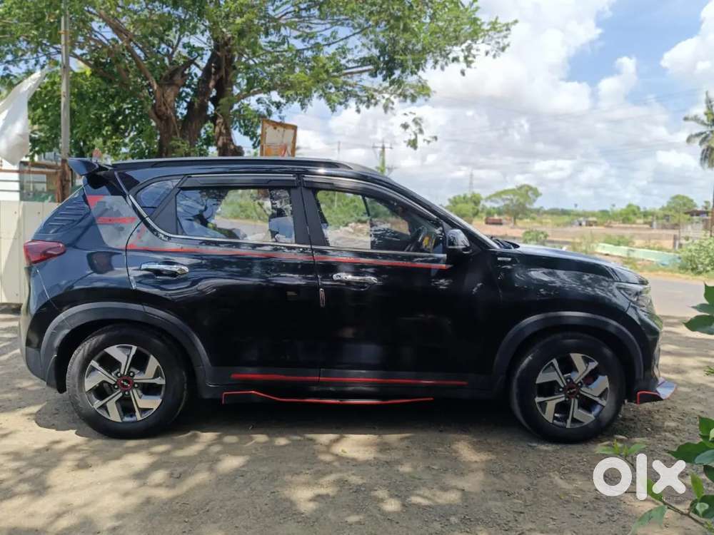 Kia Sonet 2023 Diesel 100000 Km Driven With 2years Extended Warranty