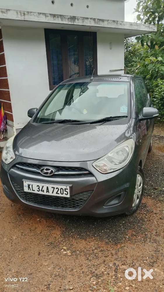 Hyundai I10 2011 Petrol 70000 Km Driven