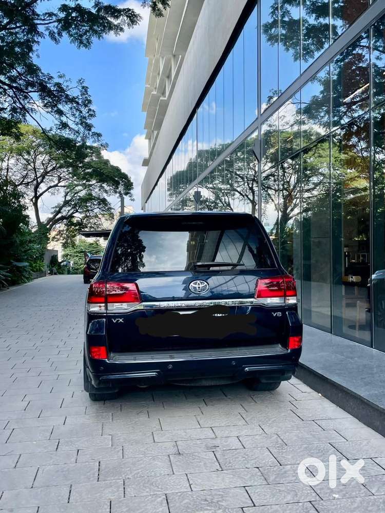 Toyota Innova Crysta