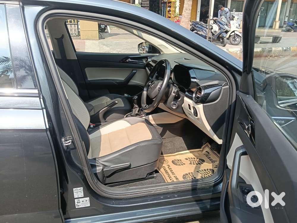 Skoda Slavia Ambition 1.5l Tsi Mt, 2022, Petrol