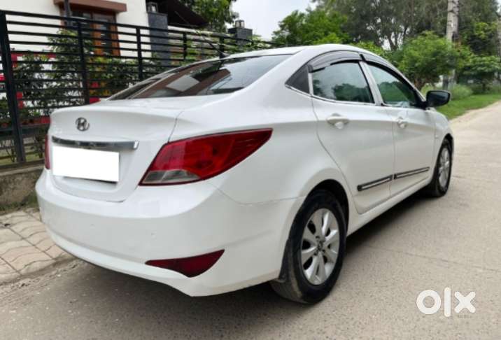 Hyundai Verna