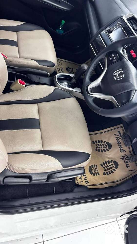 Honda Jazz V At Privilege, 2015, Petrol