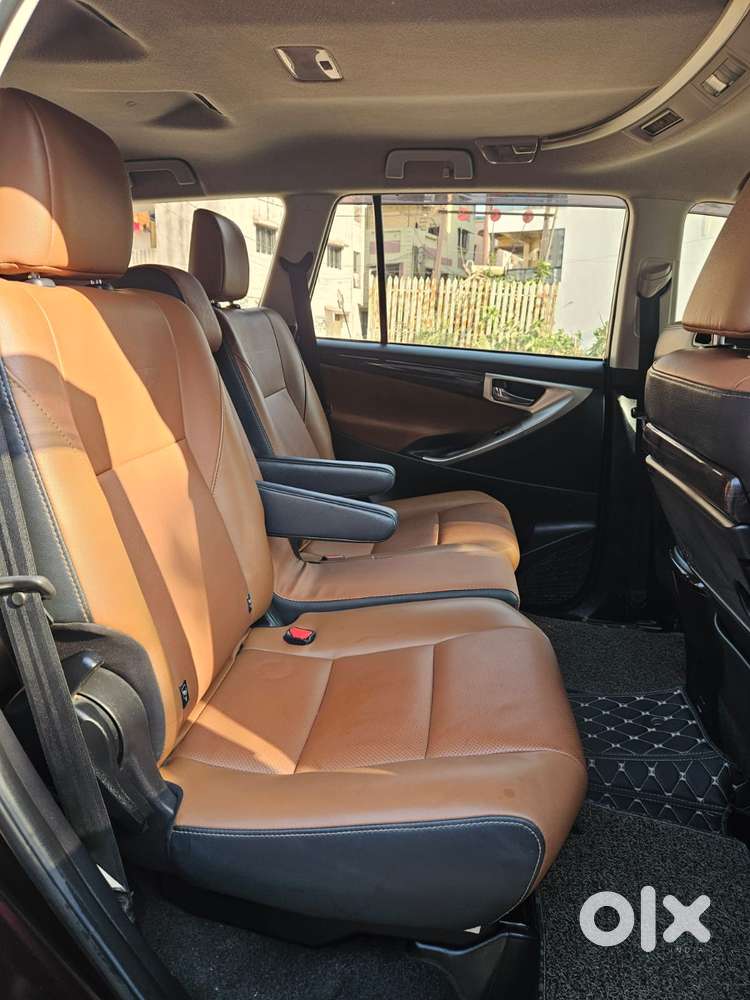 Toyota Innova Crysta 2.8z Automatic, 2019, Diesel