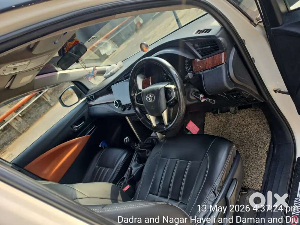 Toyota Innova Crysta 2018 Diesel 130000 Km Driven