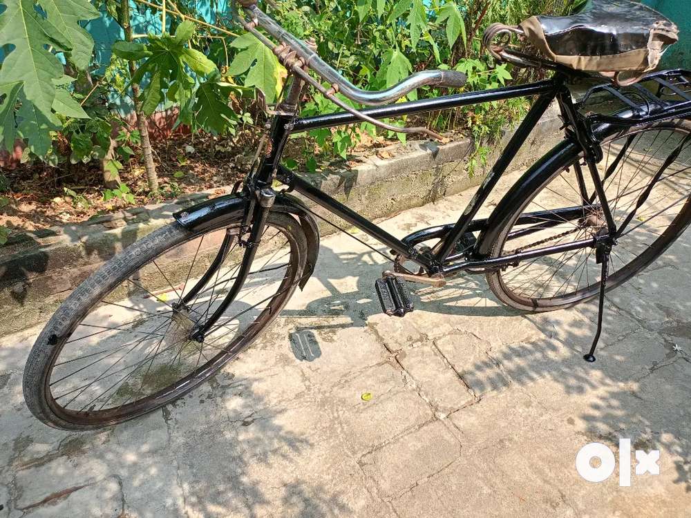 Old majboot cycle Bicycles 1758868844