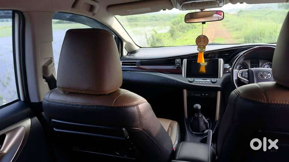 Toyota Innova Crysta 2017 Diesel 44900 Km Driven