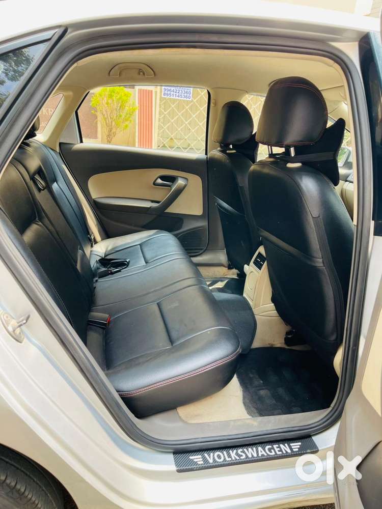 Volkswagen Vento 1.2 Highline Plus At 16 Alloy, 2011, Petrol