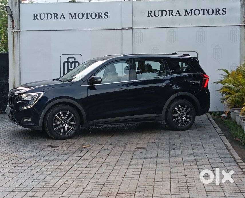 Mahindra Xuv700 2.2 Ax 7 Diesel Mt Luxury Pack Str, 2025, Diesel