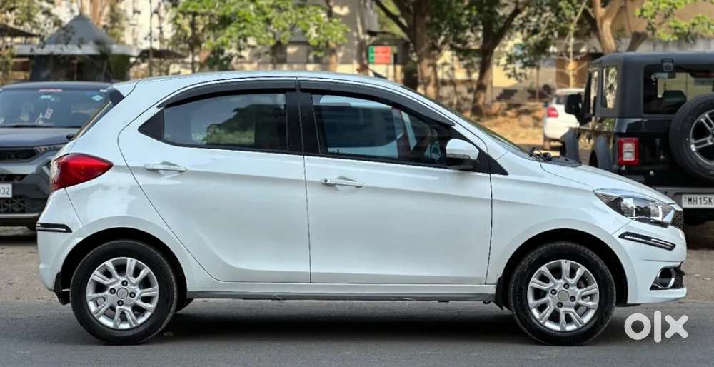 Tata Tiago Xza, 2017, Petrol
