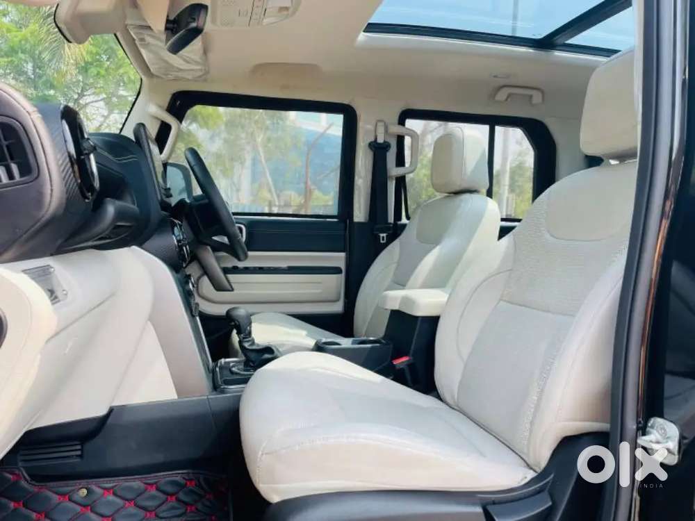 Mahindra Thar Roxx Petrol 2025
