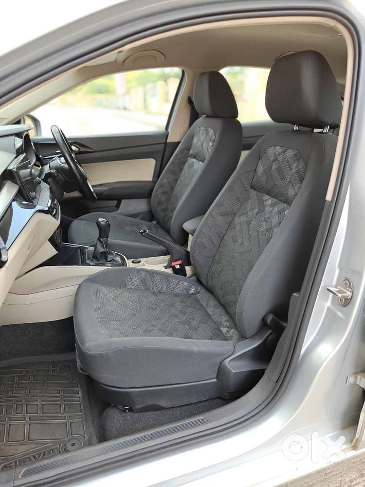 Skoda Slavia 1.0 Ambition Tsi, 2023, Petrol