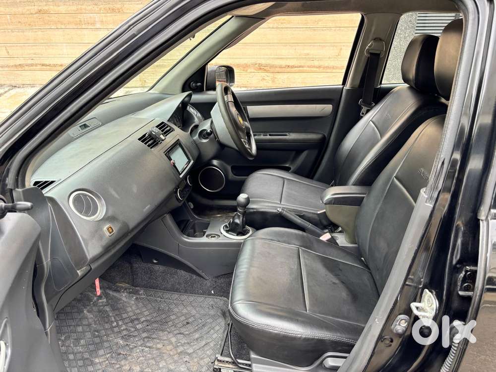 Maruti Suzuki Swift Vvt Zxi, 2010, Petrol