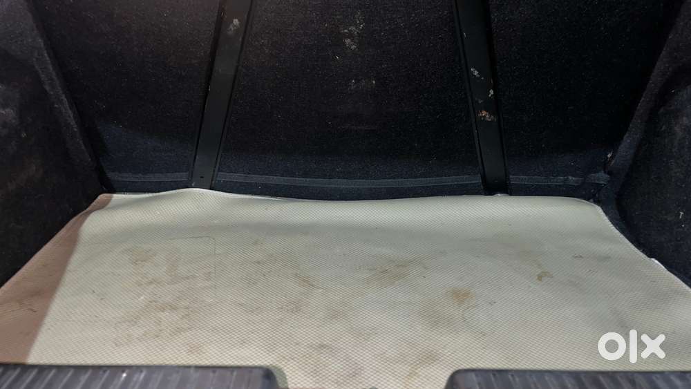 Maruti Suzuki Swift Dzire Amt Vxi, 2022, Petrol