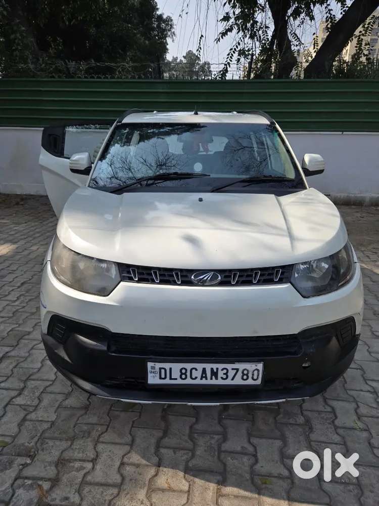 Mahindra Kuv 100 K6+